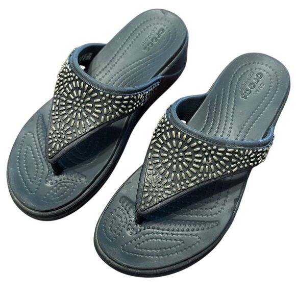Crocs Black Wedge Flip Flop Sandals Women’s US 5 - Picture 1 of 8